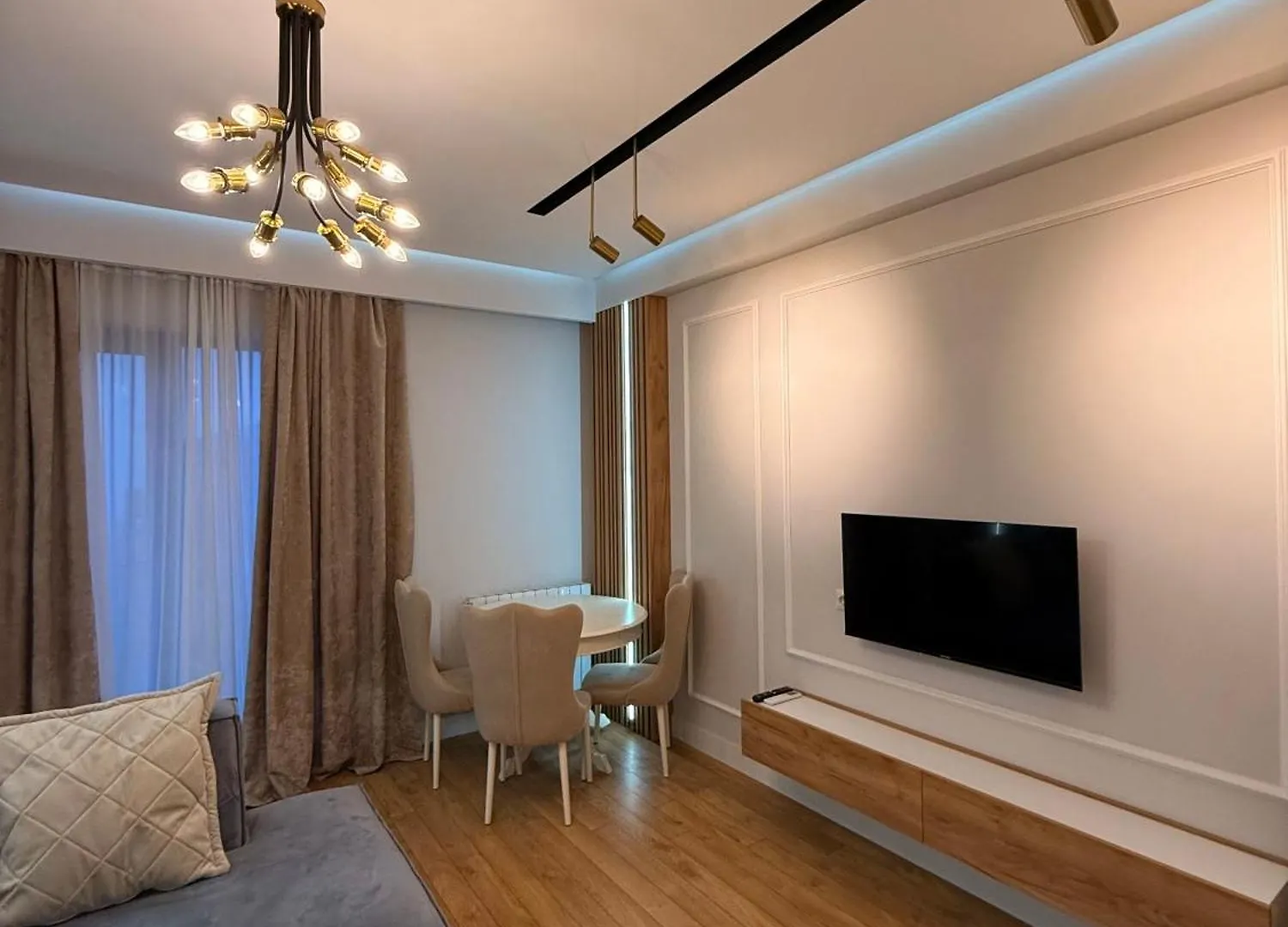 Apartments In Tbilisi Hilton 4*,  Georgien